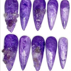 Amethyst Healing Nails